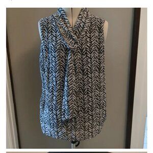NY&Co Sleeveless Blouse with Tie - XS